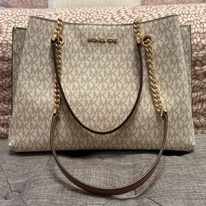 Michael Kors Cream and Gold Tote Bag